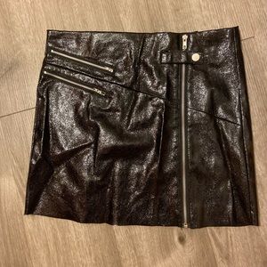NWOT Stylish skirt!
